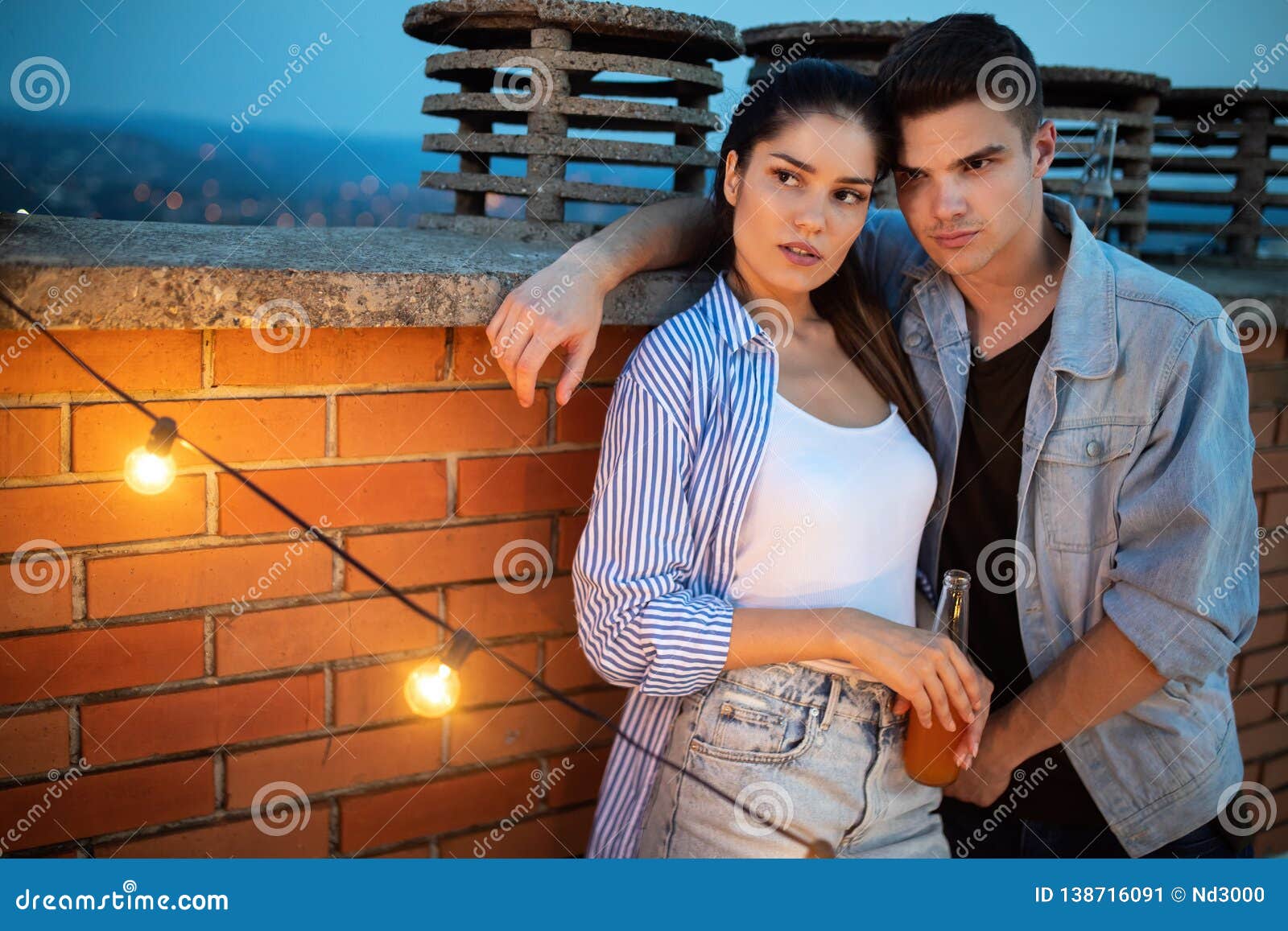 Salmadate: A Modern Approach to Online Dating